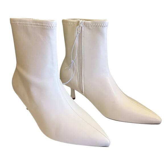 A New Day White Lonnie Kitten Heel Zip Up Stretch Boot Size 8 - Picture 2 of 7